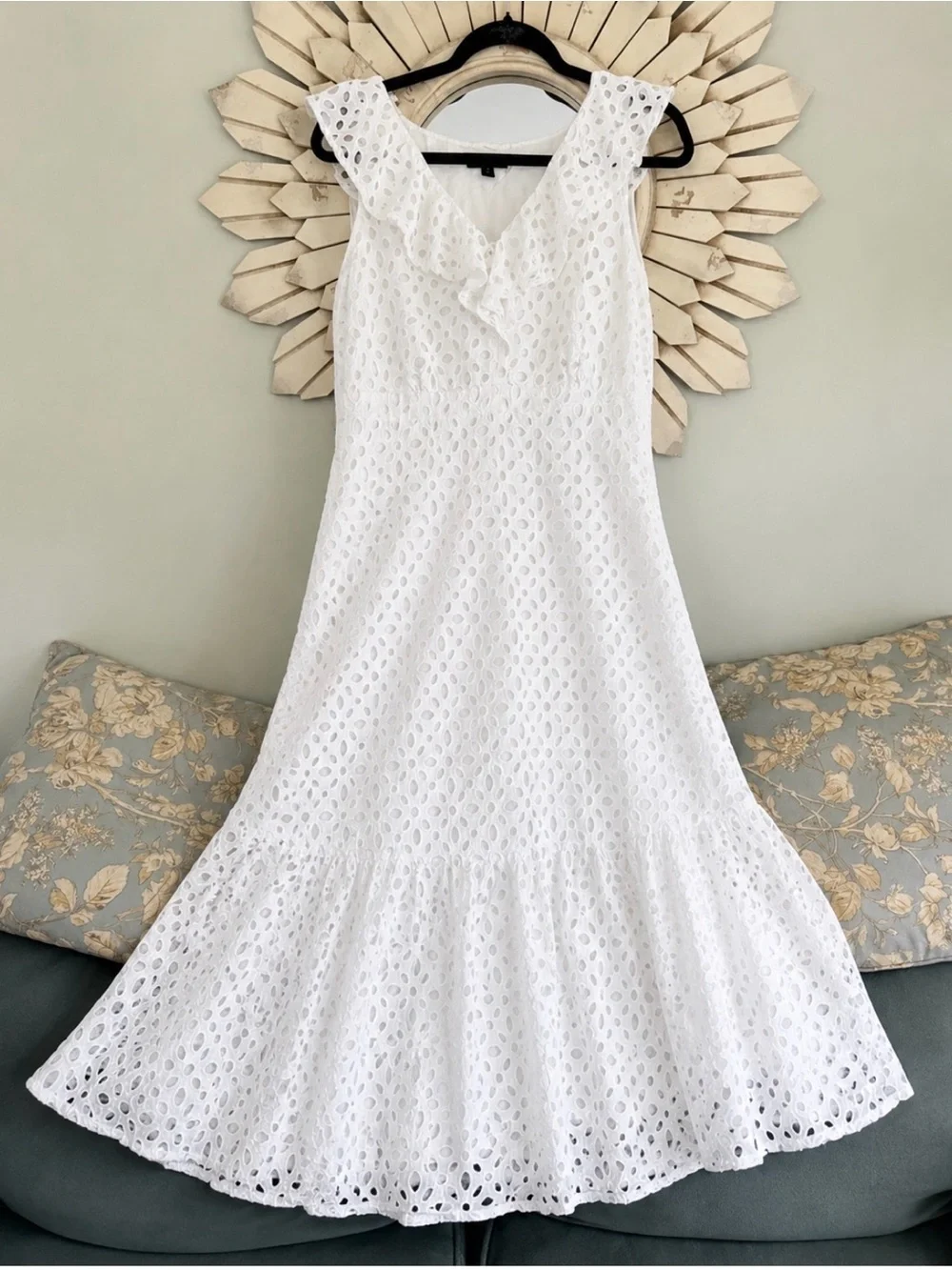 J.Crew White Eyelet Ruffle Maxi Dress Size 6 Coastal Cottagecore - Picture 2 of 7